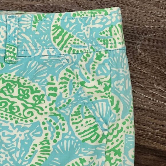 Lilly Pulitzer The Walsh Shorts GET CRACKING Size 2 - Picture 2 of 4